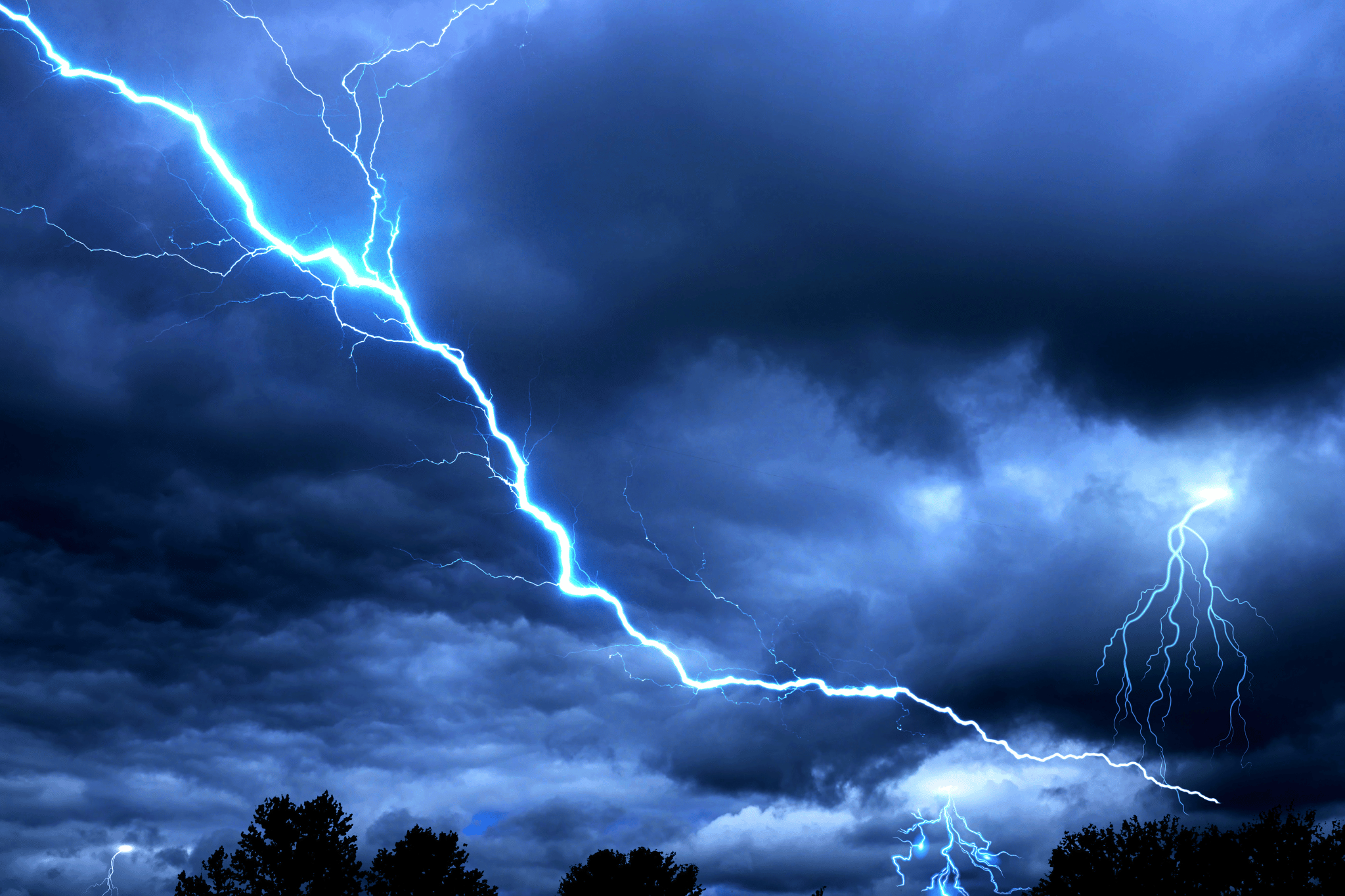 Laudo de Aterramento e SPDA: Por que Seu Estabelecimento Precisa Dessa Proteção Agora